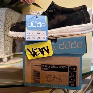 HEY DUDE WALLY LINEN YOUTH CAMO SIZE 11 YOUTH